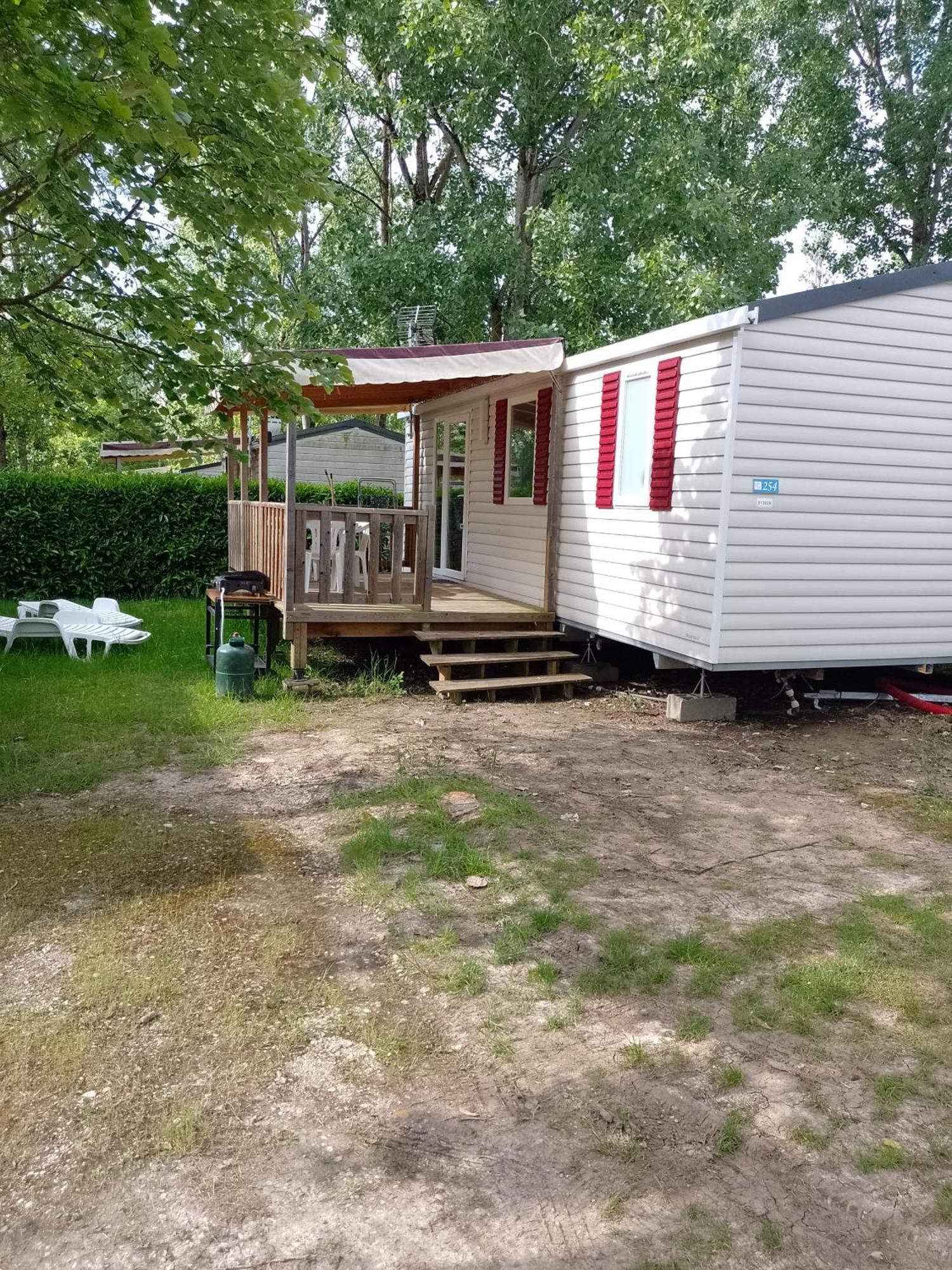 Mhvacances Louent Plusieurs Mobilhomes Dans Camping 4 Etoiles Proche Chateaux Et Zoo Beauval Онзен Екстер'єр фото